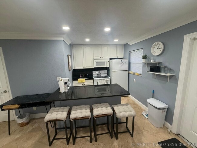 Photo - 733 SW 13th Ave Unit 3