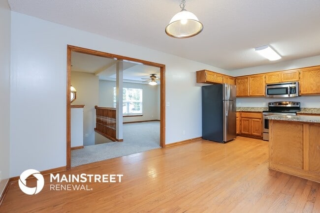 Photo - 2215 Glenside Rd