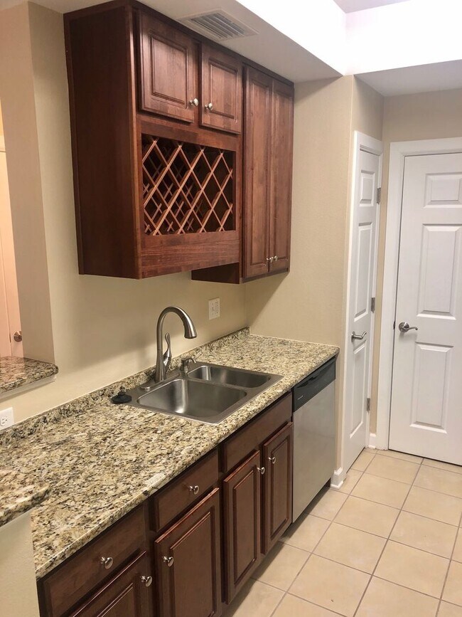 Photo - Beautiful One Bedroom Apartment in Fort Walton Beach! Unit 207