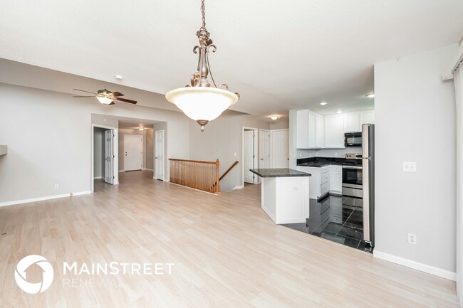 Photo - 6185 E 121st Dr