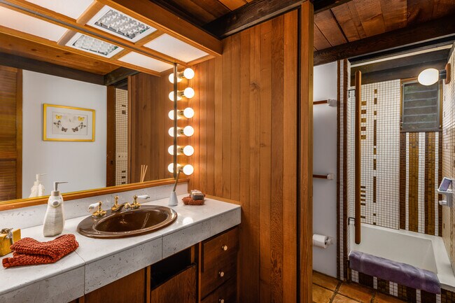 Photo - 5251 Joaquin Dr