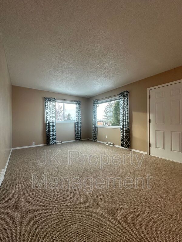 Photo - 5404 3rd Ave S