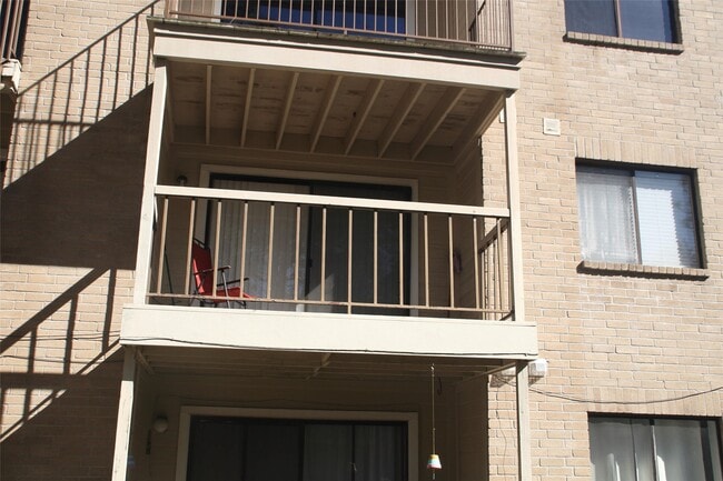 Photo - 3500 Tangle Brush Dr Unit 128
