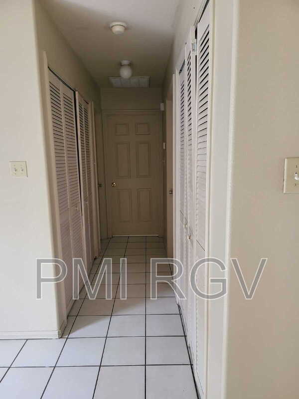 Photo - 709 Robin Ave Unidad 1