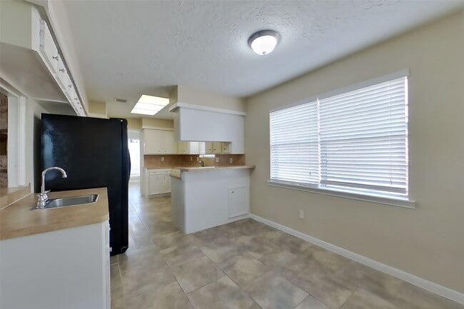 Photo - 1838 Turtle Creek Dr
