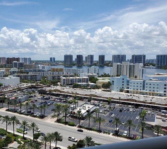 Photo - 18201 Collins Ave