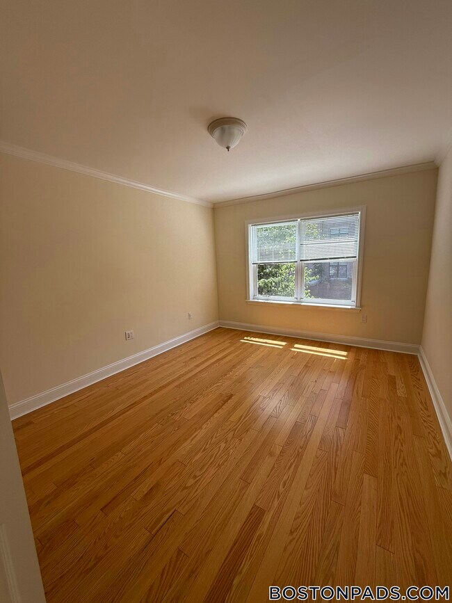 214 Gerry Rd