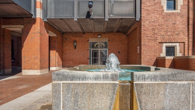 Photo - 200 River Pl Dr