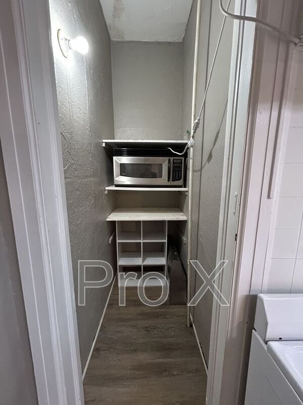 Photo - 711 N Grand St