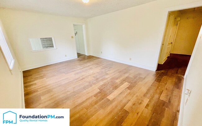 Photo - 75 E Peebles Rd