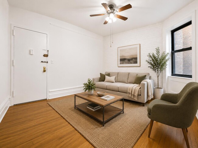 Building Photo - 45 Tiemann Pl