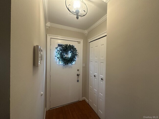 Photo - 200 Hilton Ave Unit 15