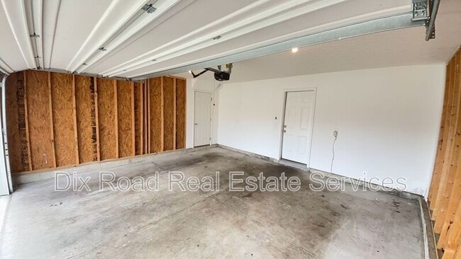 Photo - 6001 Yosemite Dr