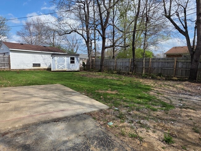 Building Photo - Completely Upgraded 3 Bedroom Single Family Home