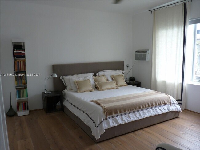 Photo - 820 Euclid Ave Unit 204