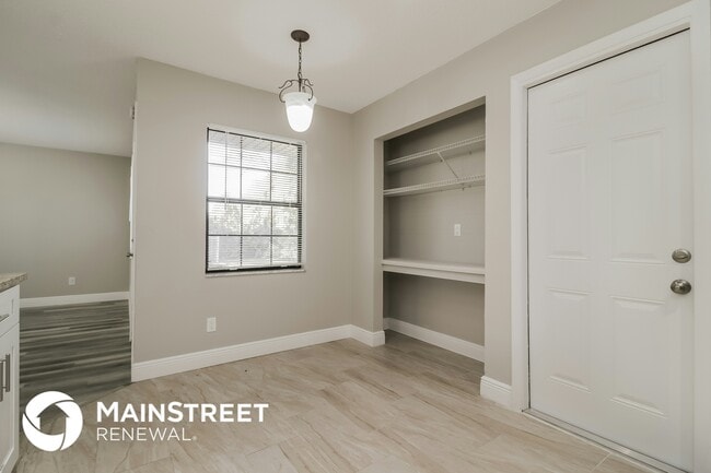 Photo - 6321 Brandt St