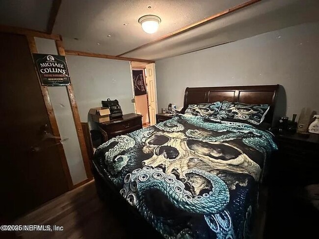 Photo - 1089 W 15th St