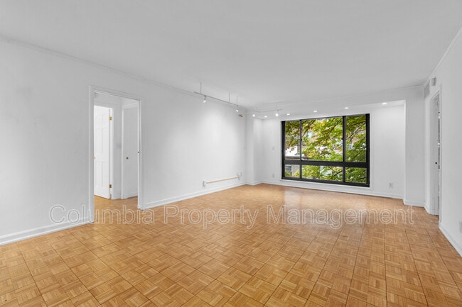 Photo - 1077 30th St NW Unit 304