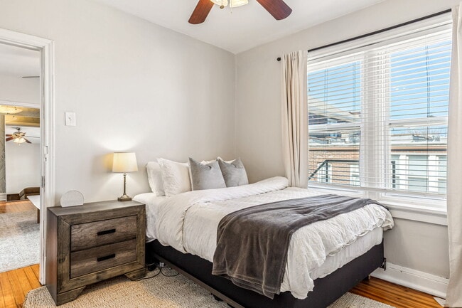 Photo - 1210 S Newstead Ave Unit 2E