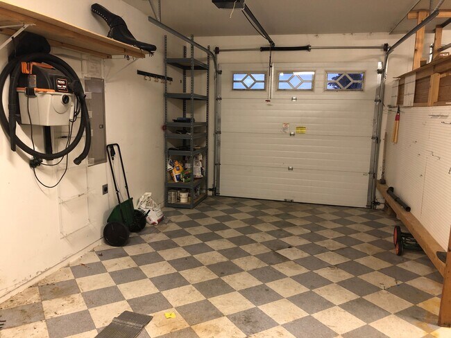 Photo - 525 S Glenmoor Dr