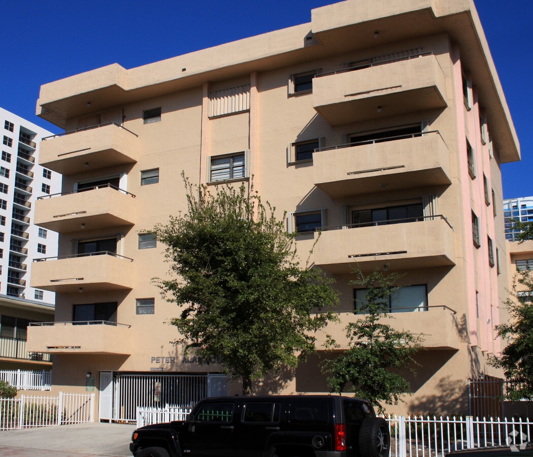 Photo - Mimo on the Beach