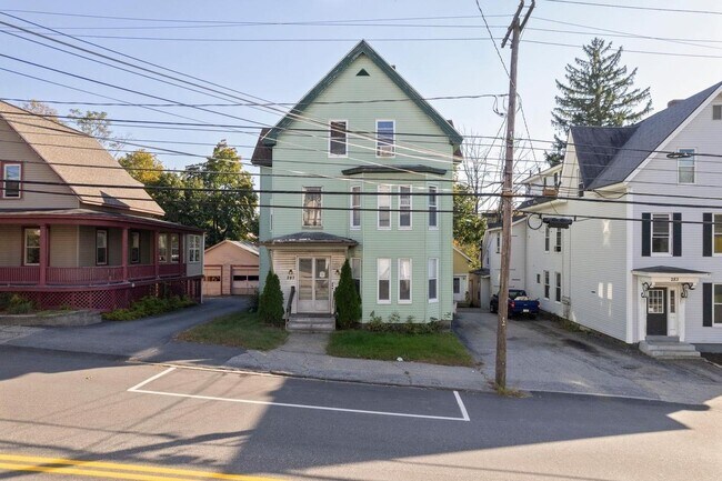 Photo - 287 Bridge St