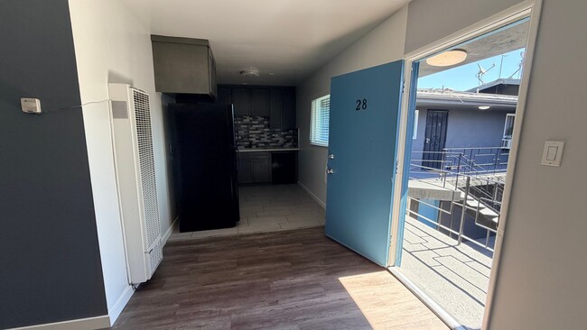 Photo - 15483 Moorpark St Unidad 28