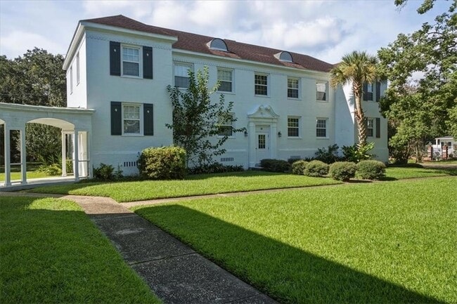 Building Photo - 214 Upham St Unit 11A