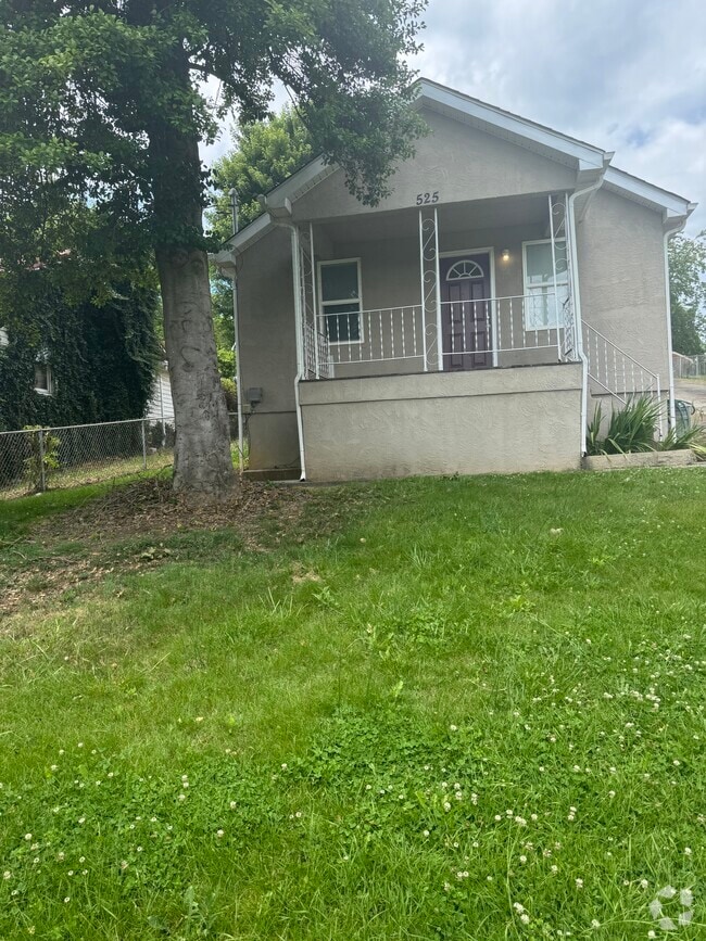Building Photo - 525 Peach Orchard Dr Rental