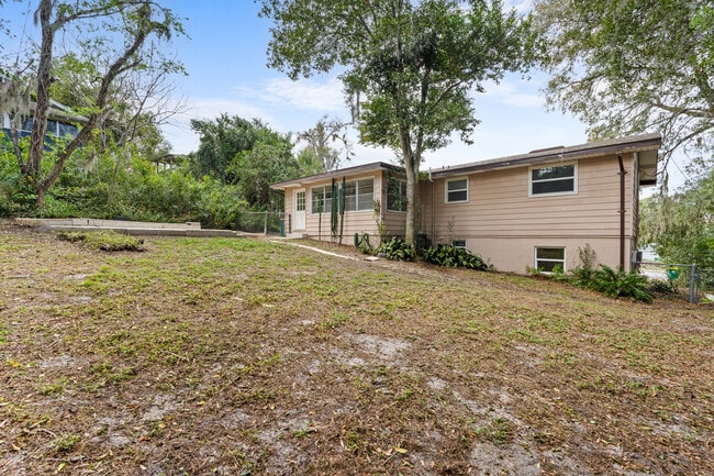 Photo - 630 W Rich Ave Unidad Lower