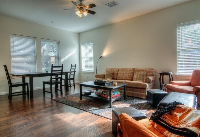 Photo - 2710 San Pedro St Unit 101