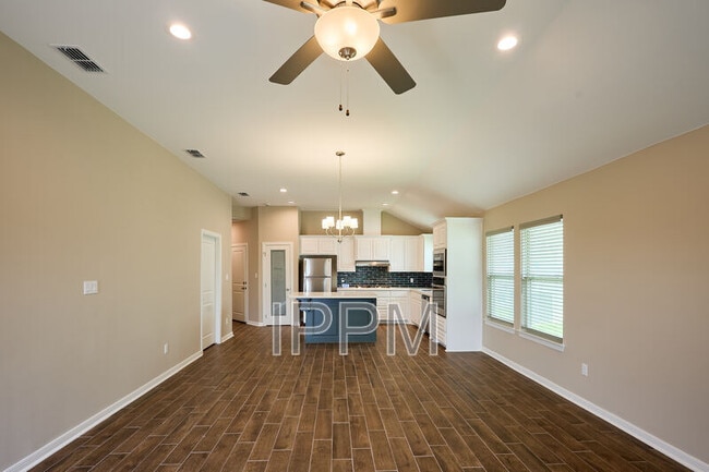 Photo - 2506 Cove Real Dr