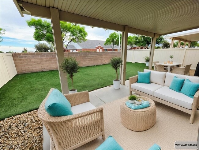 Building Photo - 8327 Fort Hallock Ave