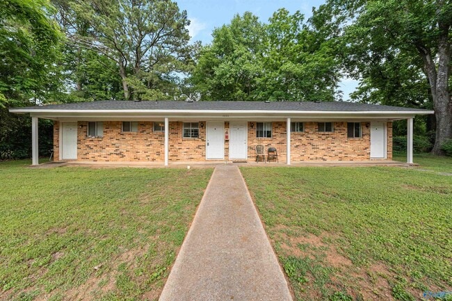 Building Photo - 4003 Patton Rd SW Unit B