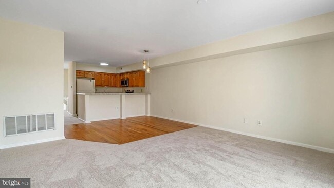 Photo - 26 Queen Anne Way