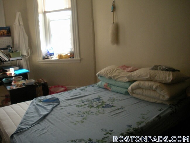 Photo - 97 St Stephen St Unit 40