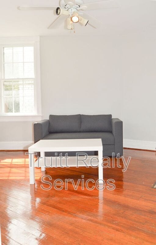 Photo - 201 Kentucky Ave SE Unit #2