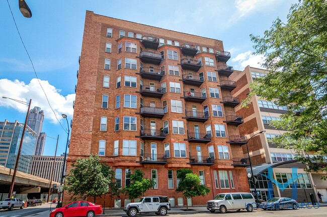 Photo - 500 S Clinton St Condo Unit 323