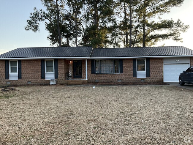 Front of the house - 6751 Seaford Dr Rental