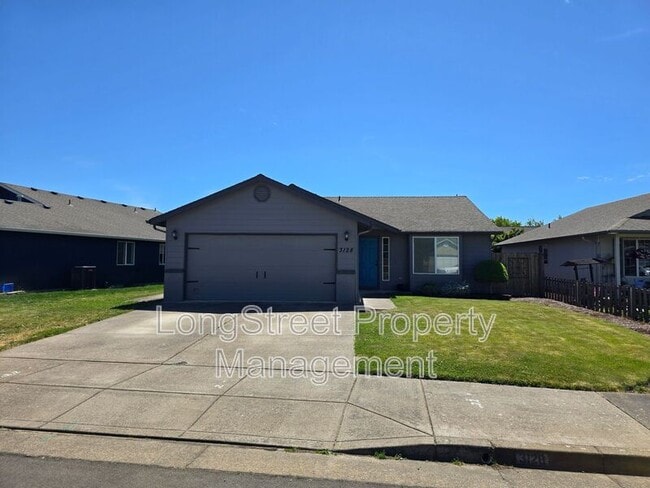 Photo - 3128 27th Ave SE House