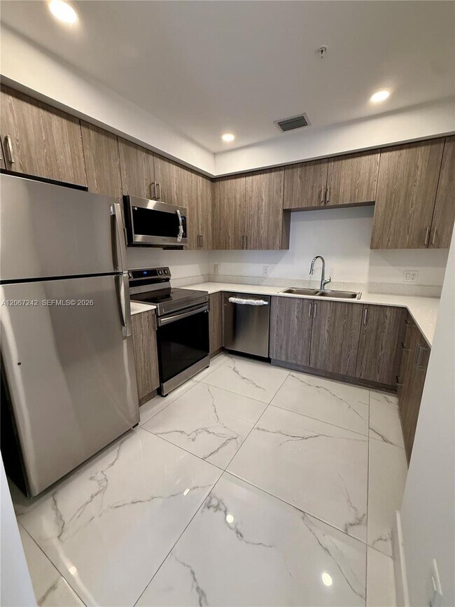 Photo - 11150 NW 82nd St Unit 308