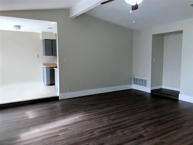 Photo - 1915 Magazine St