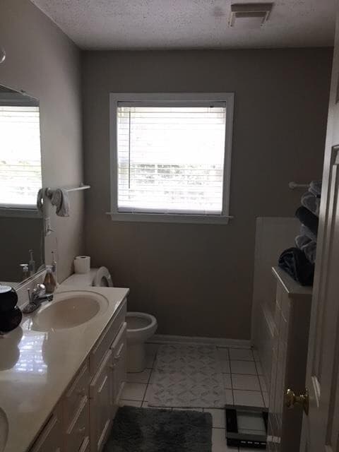 Photo - 8 Drakestone Ct