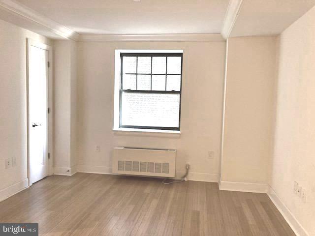 Building Photo - 1701 Locust St Unit 2016