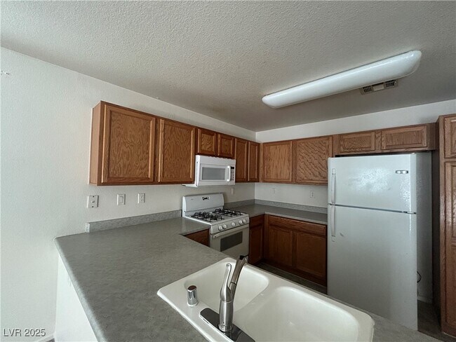 Building Photo - 10463 Beautiful Fruit St Rental