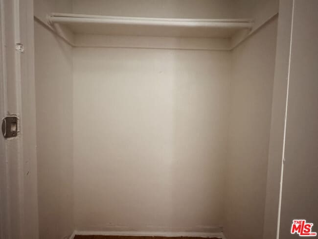 Photo - 920 S Hobart Blvd Unit 403