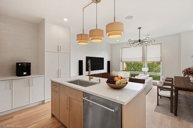 Photo - 2122 W 18th Pl Unit 2