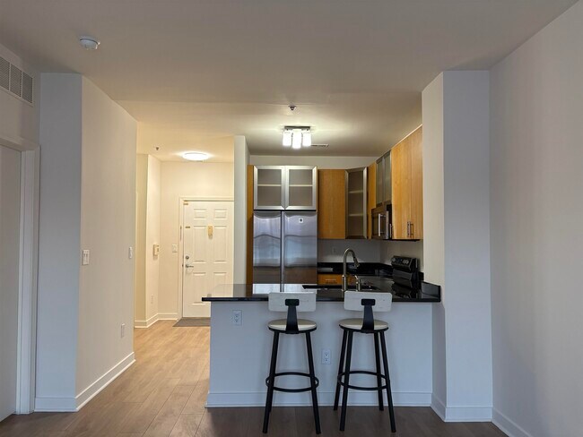 Photo - 24 Ave at Port Imperial Unit 101