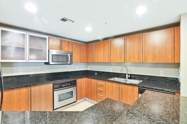 Photo - 610 Clematis St Condo Unit 500