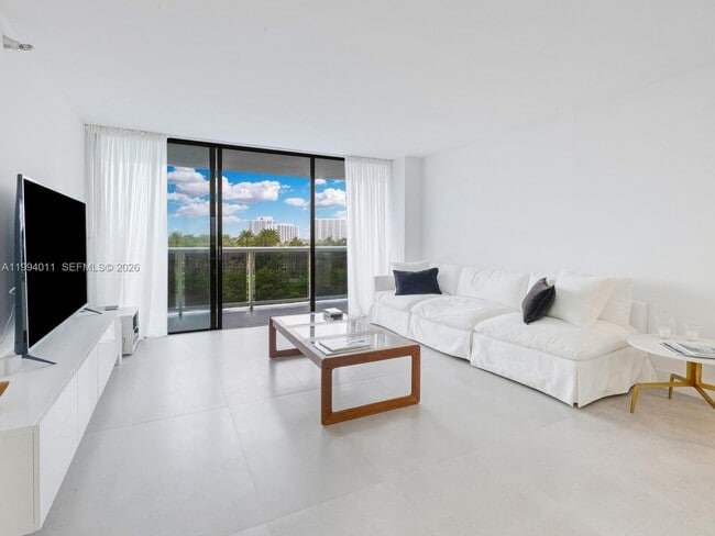 Photo - 20505 E Country Club Dr Unit 531